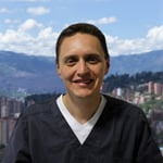 Dr. Julian España